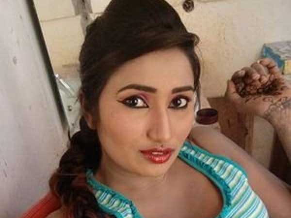 వాళ్ల నాన్నే తను మూర్ఖురాలు అని చెప్పాడు