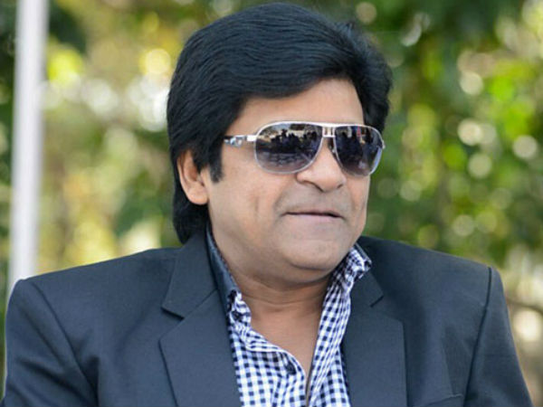 అలీ గురించి శ్రీరెడ్డి హాట్ కామెంట్.. పవన్‌ కళ్యాణ్‌కు అందుకే దూరం?