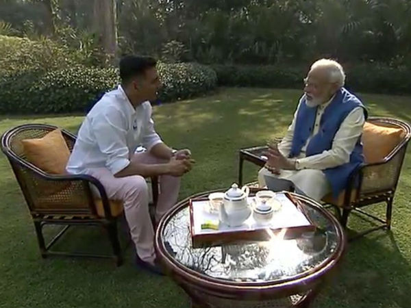 సోషల్ మీడియాలో వార్