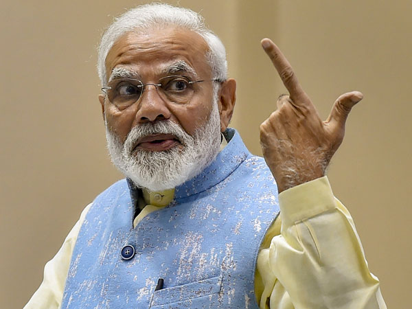 అన్నీ గమనిస్తుంటానన్న మోదీ