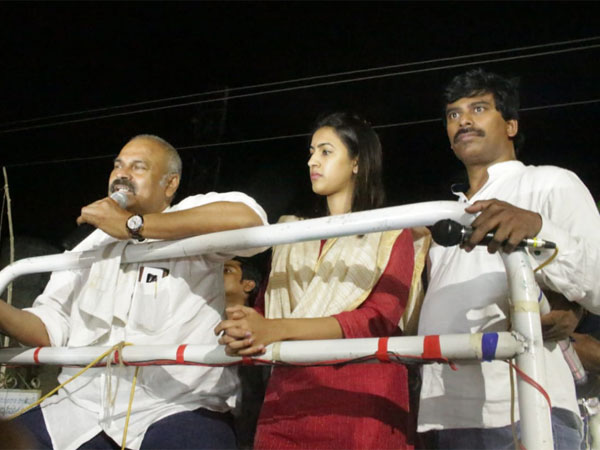 నరసాపురంలో విస్తృత పర్యటనలు