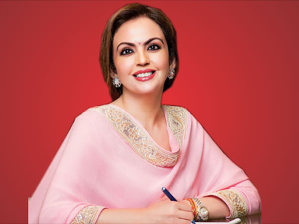 కవల పిల్లలుగా ఆకాశ్, ఇషా అంబానీ