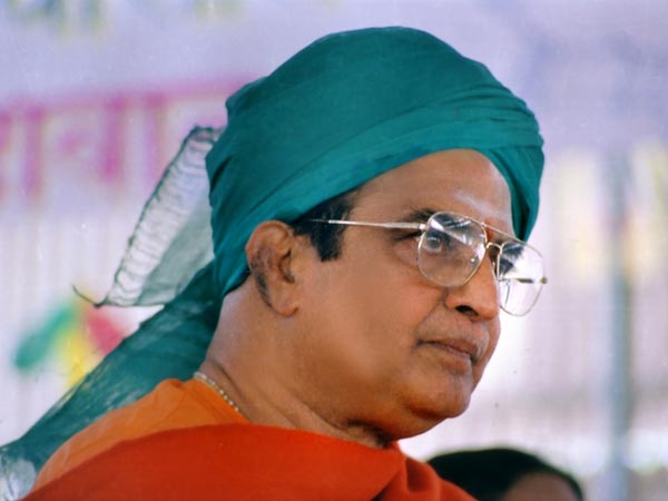 ఆమె వల్లే పిల్లలు, కోడళ్లు అంతా పెద్దాయనకు దూరం అయ్యారు