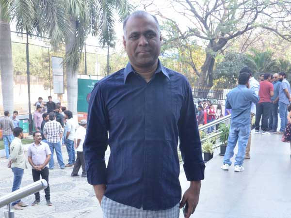 నేను ఫిల్మ్ స్టార్‌ను బ్లాక్ మెయిల్ చేశానా?