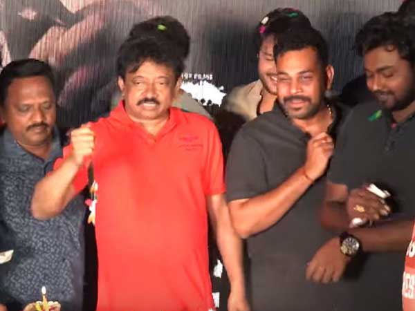 కత్తితో కసా కసా పొడిచిన వర్మ