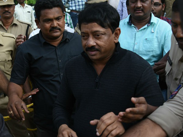 పైపుల రోడ్డులో నడి రోడ్డు మీద ప్రెస్ మీట్ పెడతానంటూ