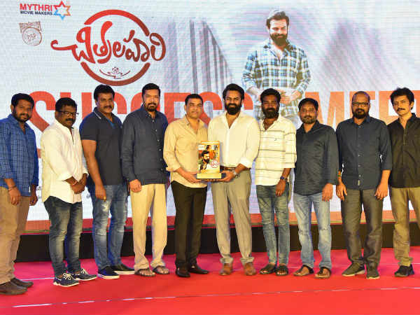  కథ, డైలాగులు