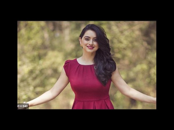 నాతో నిర్మాత అసభ్యంగా