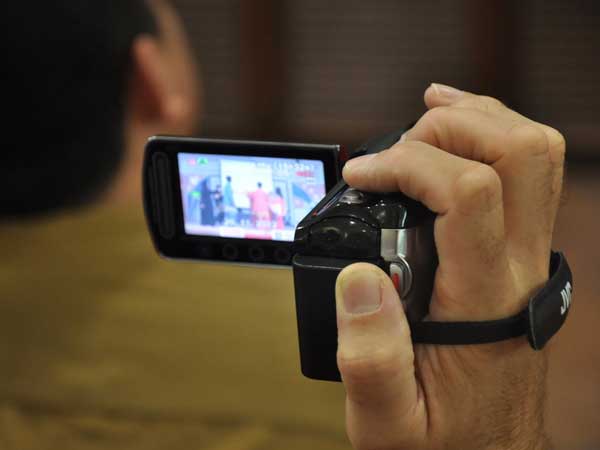 ఔత్సాహిక హీరోయిన్ల ఫొటోలు మార్ఫింగ్