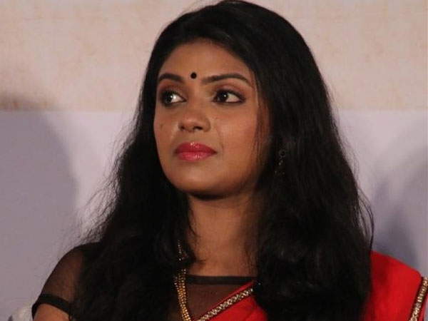  మే 19న వివాహం.. 22న విందు