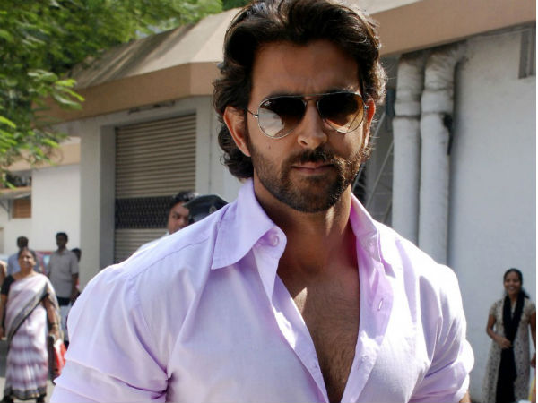 సెక్యూరిటీ గార్డ్ సమాచారం ఇవ్వడంతో అలర్ట్