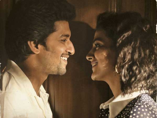 నాచురల్ స్టార్‌తో రొమాన్స్ 