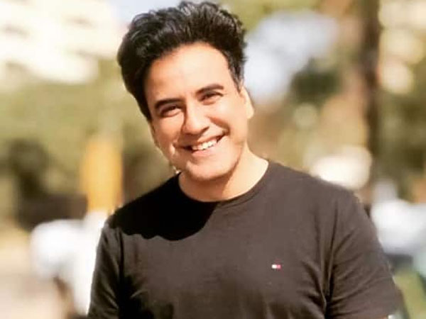  యాప్ చాటింగ్‌పై విచారణ చేపట్టాలి