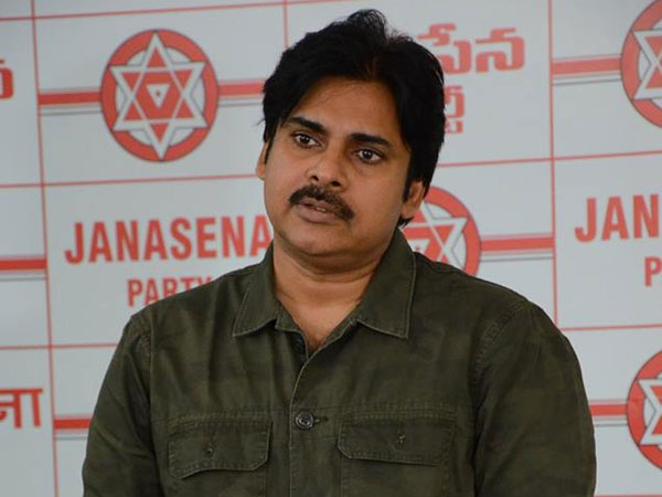 ప్రజా జీవితంపైనే పవన్ కల్యాణ్ దృష్టి