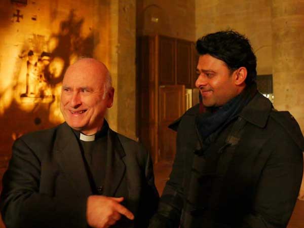 రూ. 30 కోట్లతో భారీ సెట్