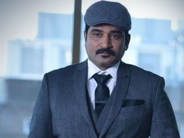 అంత సంపాదన లేదంటున్న రాజీవ్