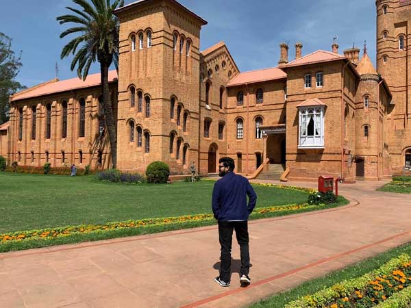 మిస్టర్ సి... బ్యాక్ టు స్కూల్