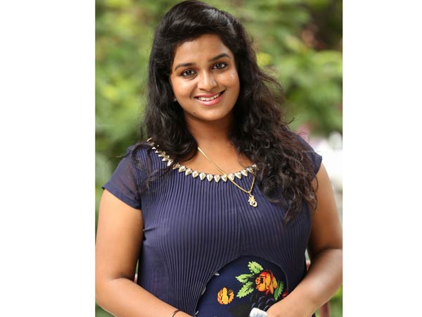 మైనారిటీ తీరలేదని పెళ్లి చేయలేదు