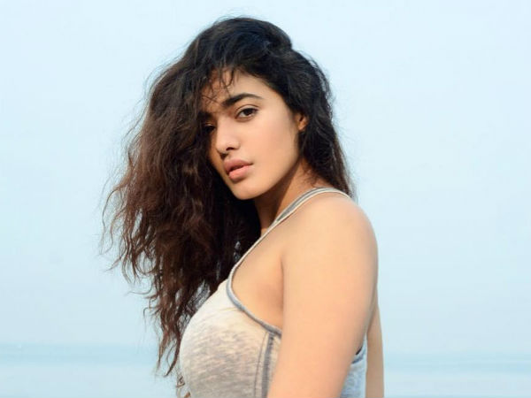 అందరు హీరోయిన్స్‌ది ఒకే మంత్రం.. అదే