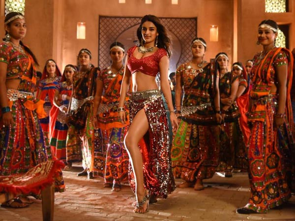 జిల్లేలమ్మ జిట్టా పిల్లా పాలా పిట్టా