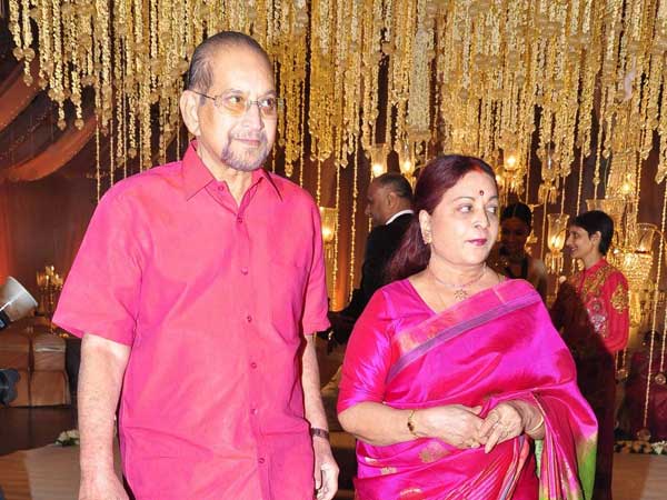 కృష్ణకు సోదరిగా విజయ నిర్మల... అంగీకరించని ప్రేక్షకులు