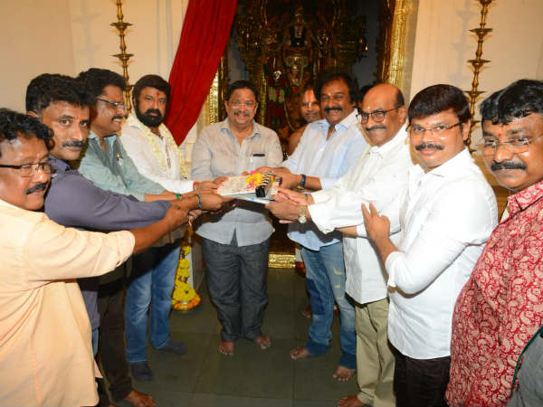 తమిళ దర్శకుడు కెఎస్ రవికుమార్ దర్శకత్వంలో