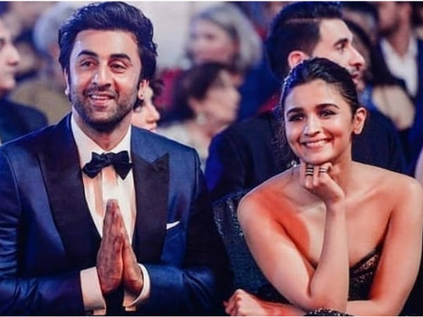 రణబీర్, అలియా నో కామెంట్