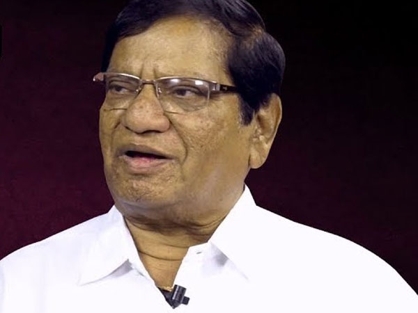 ఏడుగురు నిర్మాతలు బాత్రూంలో దూరి పెద్ద హీరోయిన్ను పాడు చేశారు, చెప్పుతీసుకుని కొట్టింది!