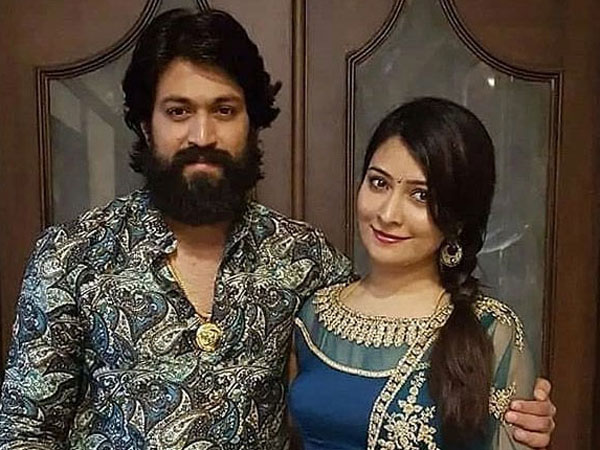 ఫ్యాన్స్ రియాక్షన్ ఇలా...