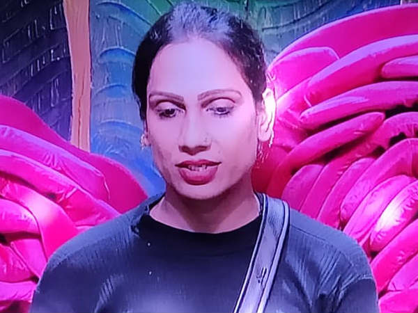 రవి, తమన్నాల గొడవ