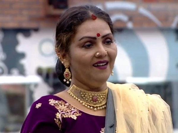 అభిరామికి మెంటల్ ప్రాబ్లం ఉంది