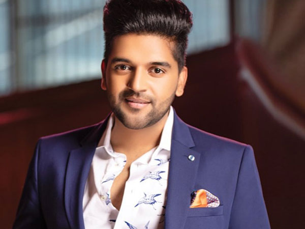 పాకిస్థాన్ పర్యటనకు వెళ్లేందుకు