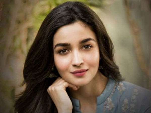 ఆలియా భట్‌తో రహస్య చర్చలు