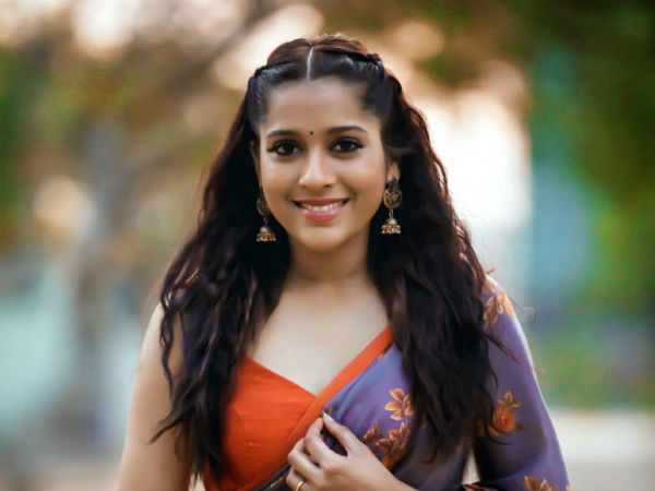 ఎంత మంది సానిటరీ నాప్కిన్లు పంచుతున్నారు?