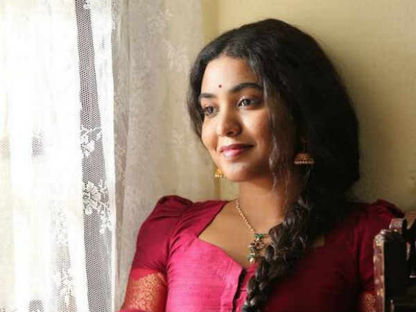 శివాత్మిక ఒక మామూలు అమ్మాయిలానే