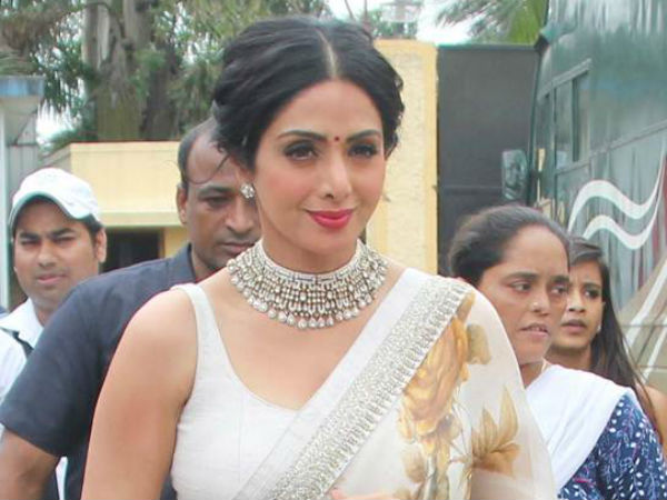 వెనక నుంచి ఎవరో తోసినపుడే అలా జరుగుతుంది