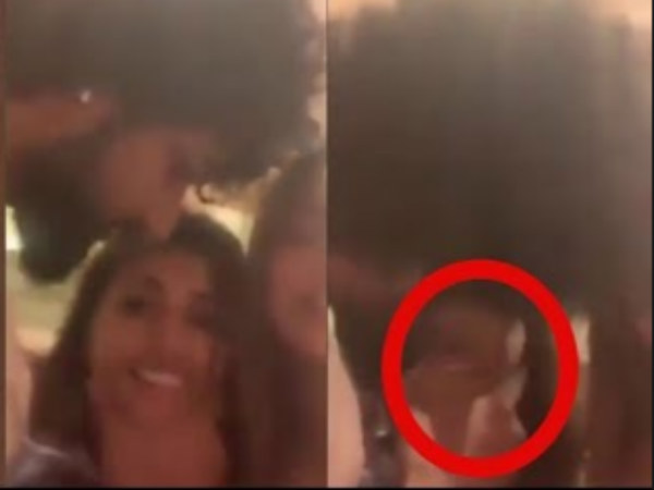  ఊహించని రీతి లిప్ లాక్