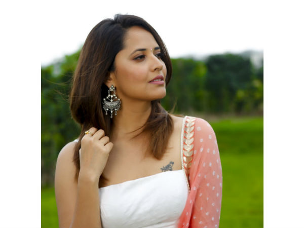 ఇంతకీ ఆ టాటూ అర్ధమేంటో తెలుసా..