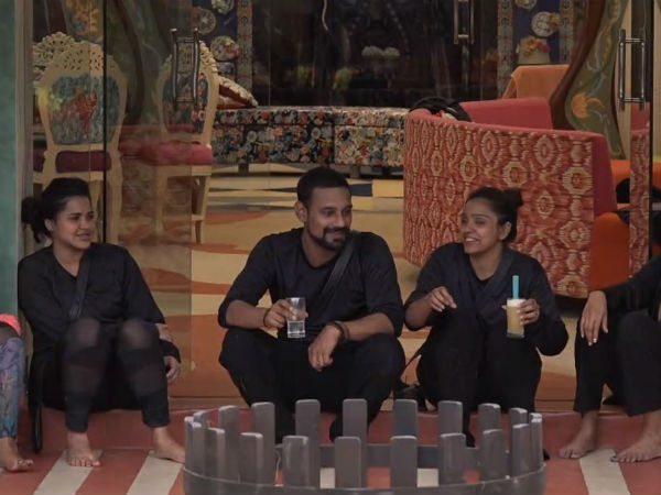 వరుణ్ పై వితిక కామెంట్