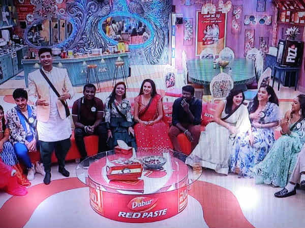 పునర్నవి ఎలిమినేషన్ నుంచి సేఫ్ అంటూ