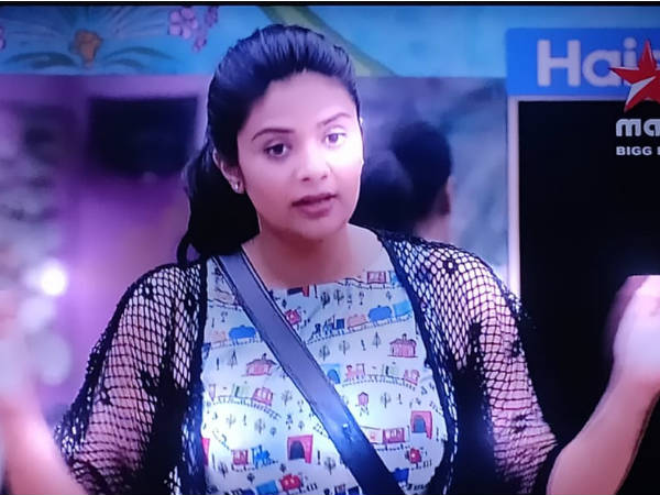 శ్రీముఖిపై రాహుల్ ఫైర్