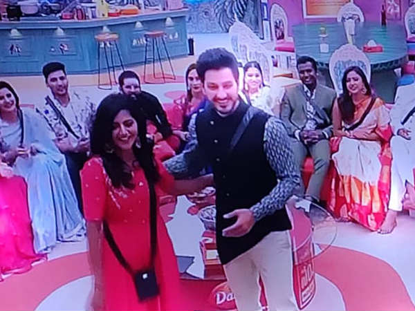 అంకితం గేమ్‌తో నాగ్