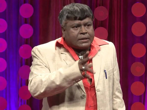 డబ్బు పిచ్చి ఉంది