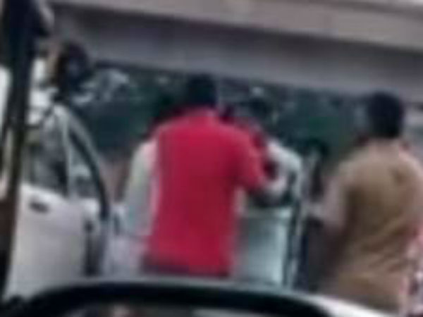 ఆసుపత్రిలో చికిత్స పొందుతున్న కోమల్