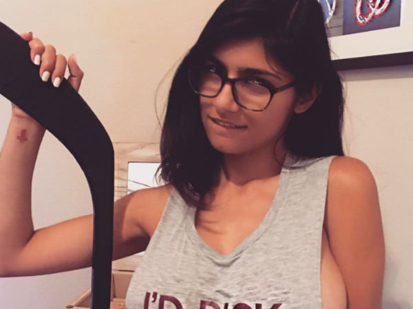 ఫ్యామిలీ వెలివేసింది