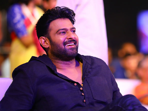 ప్రభాస్ పొలిటికల్ ఎంట్రీ గురించి మాట్లాడటం టూ ఎర్లీ