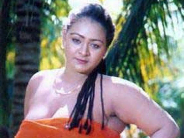 రోజుకో హాఫ్ తాగండి