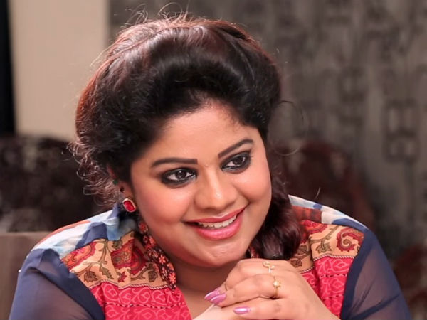 శ్వేతా రెడ్డి దూకుడు