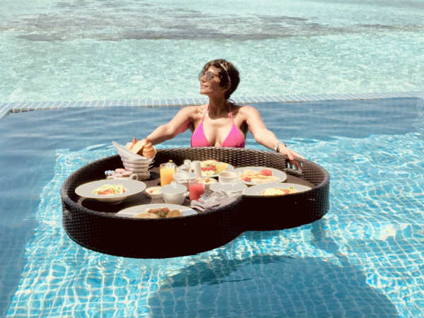 హాట్ లుక్స్