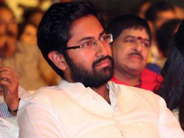 జూ.ఎన్టీఆర్‌, బాలయ్య అల్లుడి వ్యవహారంలో వేలుపెట్టిన శ్రీ రెడ్డి.. సెన్సేషనల్ కామెంట్స్ 